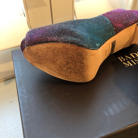 Like New Badgley Mischka Humble IV Peep Toe Sz 6.5 - Picture 15 of 16